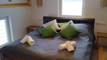 1 bedroom, free WiFi, bed sheets