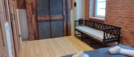 1 bedroom, free WiFi, bed sheets