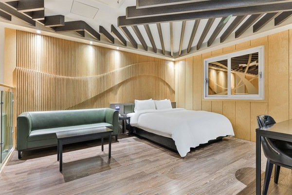 Family Twin Room, 2 Double Beds - Free Breakfast for 2 Included