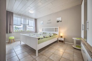 2 makuuhuonetta, ilmainen Wi-Fi, vuodevaatteet