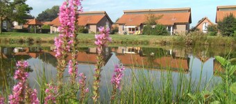 Ferienhaus 'Gut Düneburg' mit Seeblick, privater Terrasse und WLAN