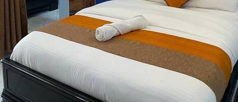 Executive Apartment | 4 bedrooms, free WiFi