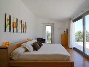 5 bedrooms, desk, iron/ironing board, WiFi - Vacation home Caleu by Interhome (Binissalem)