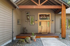 Exterior detail - 4000sqft, 1-acre Custom Cabin Retreat w Game Room, Hot Tub & Sauna @Mt Hood (Rhododendron)