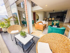 Interior - Luxury Duplex, Poblado Gem!
 (Medellín)