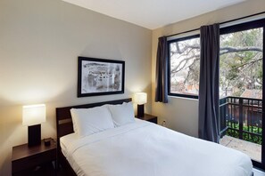 3 chambres, fer et planche Ă repasser, Wi-Fi, draps fournis