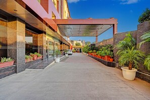 Porch - City Mark Hotel (Gurugram)