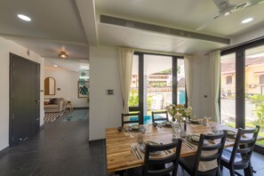 Dining - Villa by Olive - Nerul (Nerul)