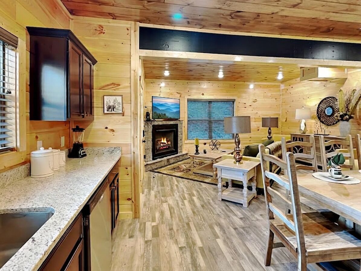 Studio (4 Bedrooms) | Property amenity