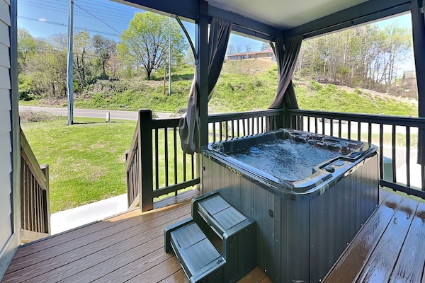 Studio (4 Bedrooms) | Property amenity