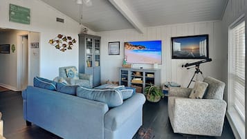 House, Multiple Beds, Balcony, Beach View | Living area | TV