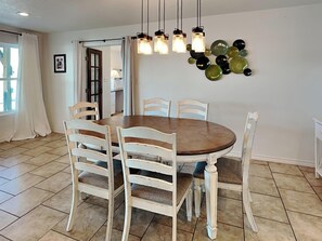 單棟房屋 (3 Bedrooms) | 住宿設施服務
