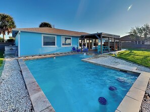 House (3 Bedrooms) | Property amenity - Going Coastal by Miss Kitty’s (Rockport)