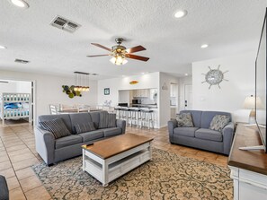 Property amenity - Going Coastal by Miss Kitty’s (Rockport)