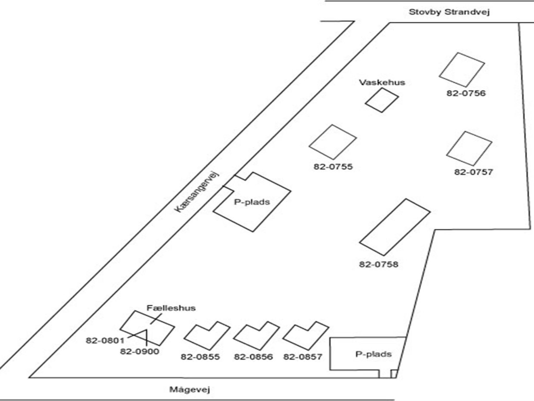 A layout of a property with labeled areas such as 'Vaskehus', 'P-plads', and 'Faelleshus'.
