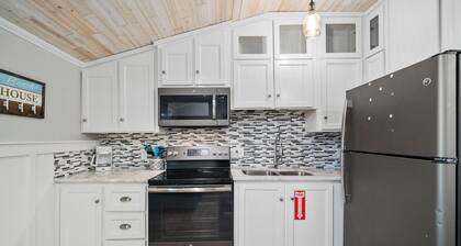 Tranquil Breeze by Silver Sands Vacation Rentals