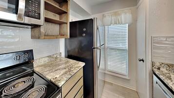 Condo (3 Bedrooms) | Tiện nghi, dịch vụ nơi lưu trú