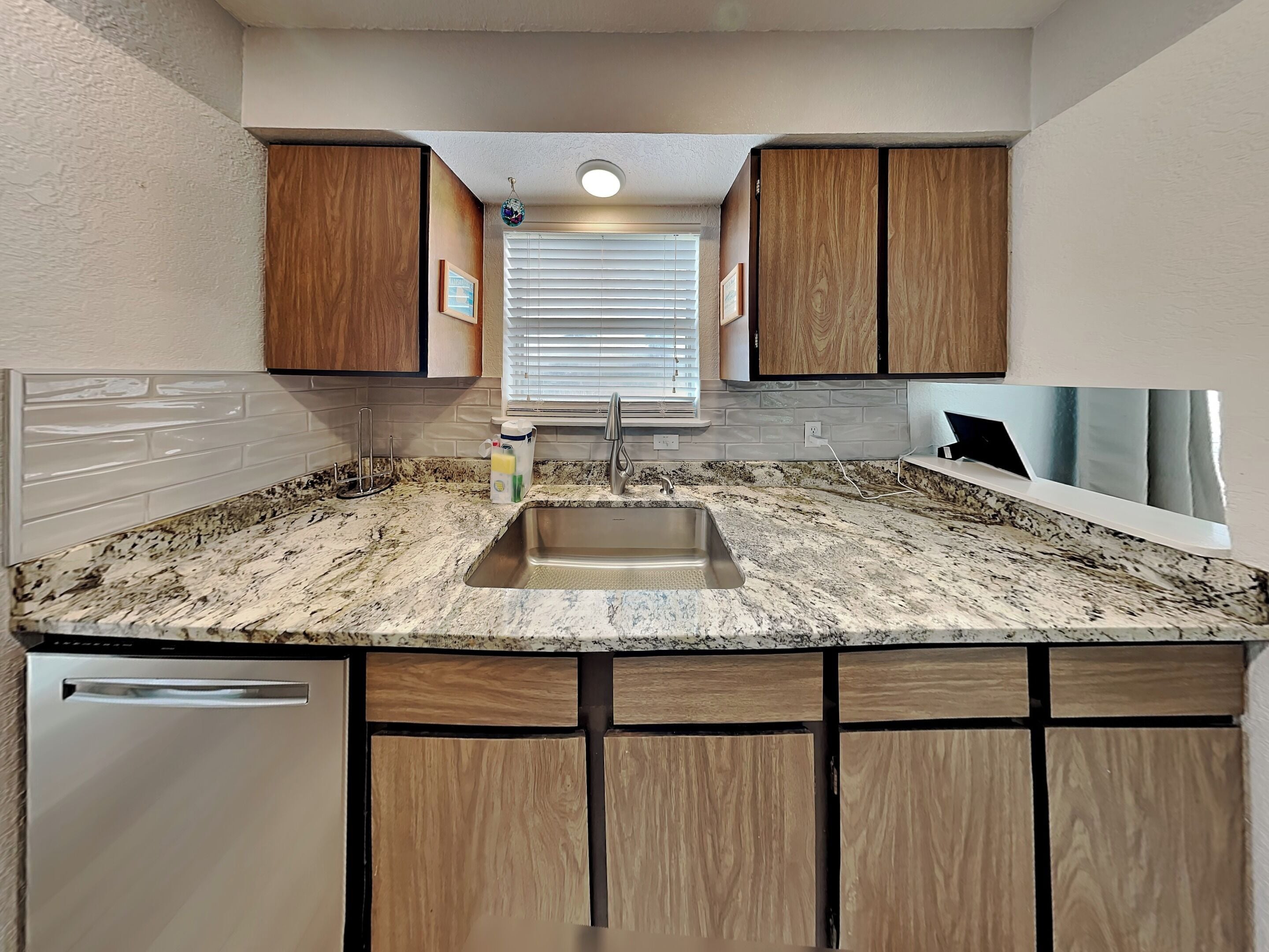 Condo (3 Bedrooms) | Property amenity