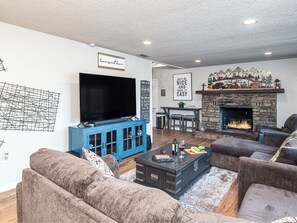Studio (3 Bedrooms) | Property amenity - Modern Twist by Ruidoso Vacation Rentals (Ruidoso)