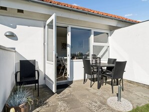 Outdoor dining - "Roger" - 400m from the sea by Interhome (Allinge)