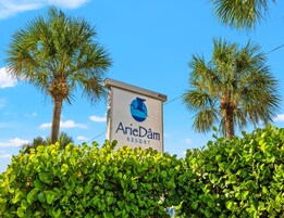 Condo (2 Bedrooms) | Property amenity