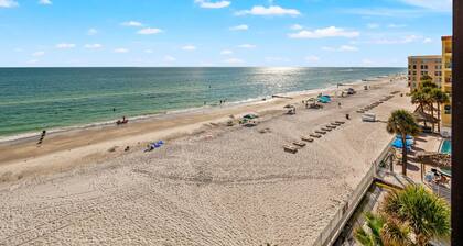 Arie Dam 404 by Ryson Vacation Rentals