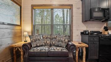 Stuga - 1 kingsize-säng - balkong - utsikt mot bergen (Unit 2) | Interiör