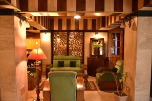 Reception - Hotel Akbar  (Srinagar)