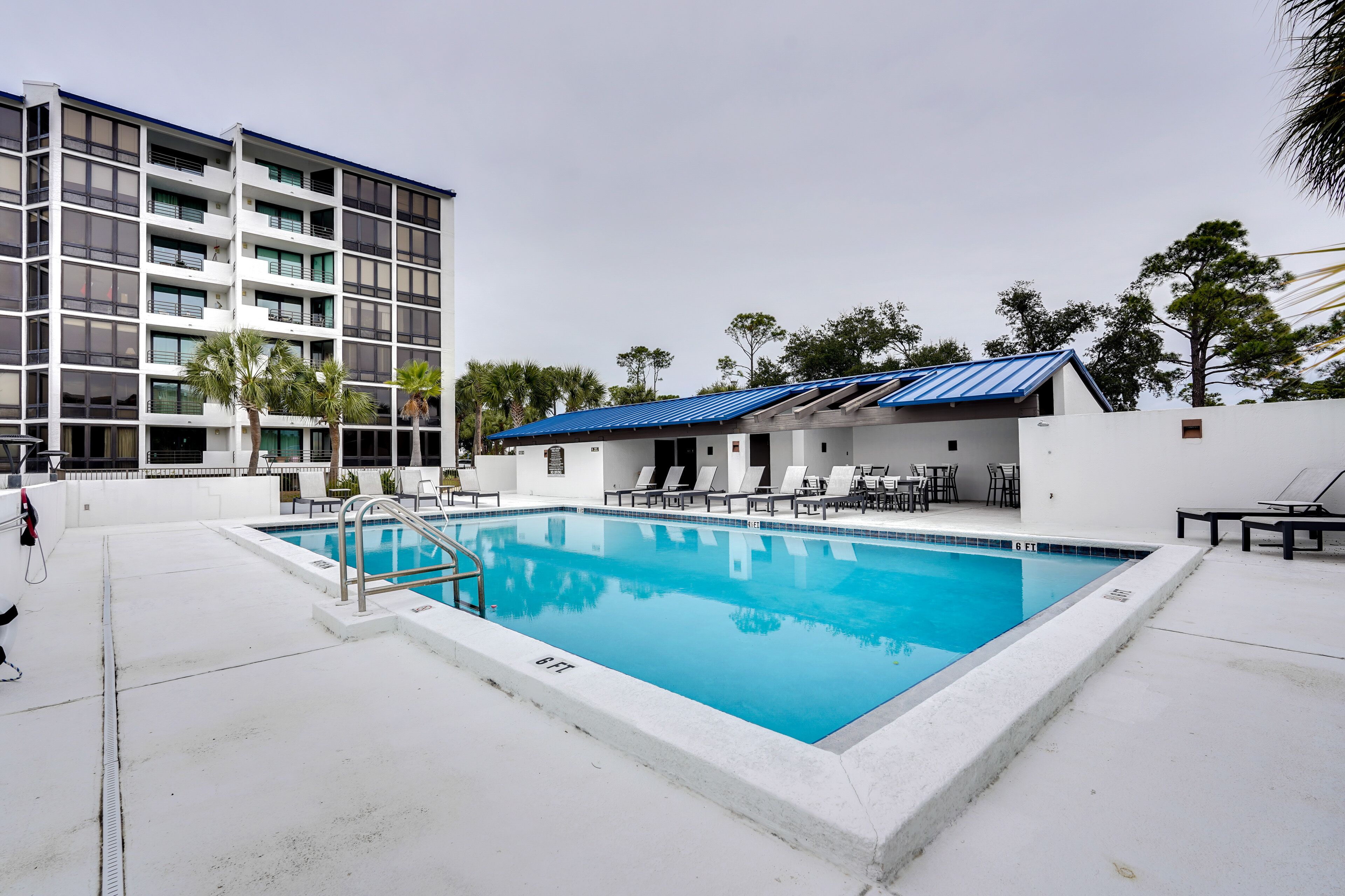 Florida Apartment w/ Balcony, Pool Access & Views