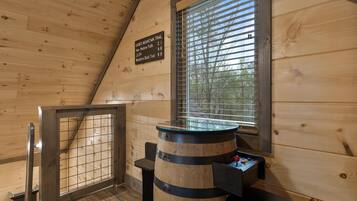 Stuga - 2 queensize-sängar - kök - utsikt mot bergen (unit 1) | Interiör