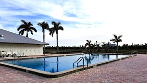 Condo (2 Bedrooms) | Tiện nghi, dịch vụ nơi lưu trú
