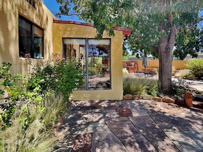 House (3 Bedrooms) | Property amenity - Casa Amarilla by Kokopelli Property Management (Santa Fe)
