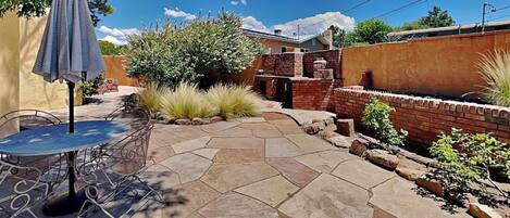 Casa (3 Bedrooms) | Servicio de la propiedad