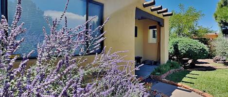 House (3 Bedrooms) | Kemudahan hartanah