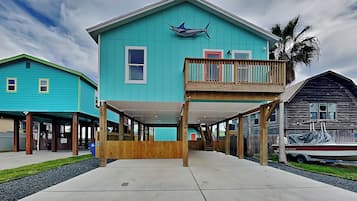 House (2 Bedrooms) | Property amenity
