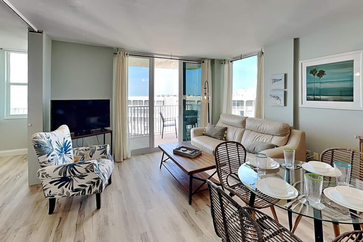 Condo, 1 King Bed with Sofa bed, Balcony, Ocean View (#907A - No Pets Allowed) | Living area