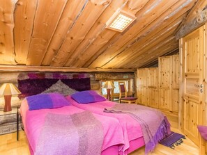 4 soveværelser, strygejern/strygebræt, internetforbindelse