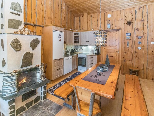 Fridge, microwave, dishwasher, toaster