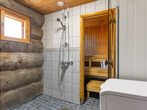 Hårtørrer, håndklæder