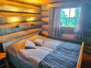 2 chambres, fer et planche à repasser, accès Internet