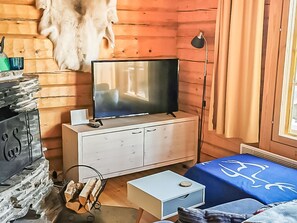 1 bedroom, iron/ironing board, Internet