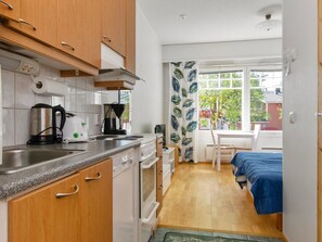 Køleskab, mikrobølgeovn, ovn, opvaskemaskine