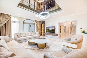 Villa, 5 Bedrooms, Private Pool, City View | Interior - Villa Sezavi Frond B, Palm Jumeirah (Dubai)