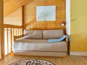 TV - Soidinaukia a 5 by Interhome (Inari)