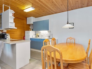Fridge, microwave, dishwasher, toaster