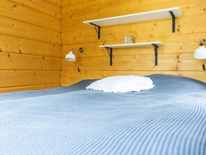 1 slaapkamer, reisbedje, internet