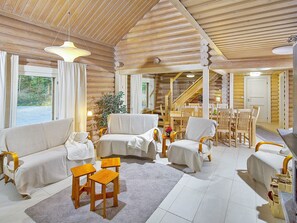Inside other - Riemurahi by Interhome (Pertunmaa)
