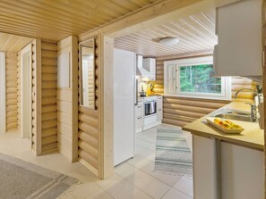 Inside other - Riemurahi by Interhome (Pertunmaa)