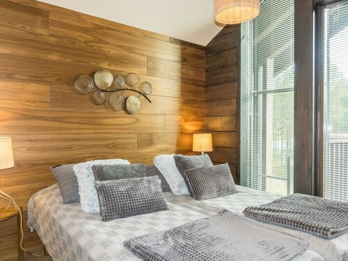 Levi platinum 2 b 6 by Interhome