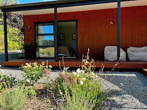Terrace/patio - Pheasant Lodge - a touch of luxury in the countryside (Upper Moutere)